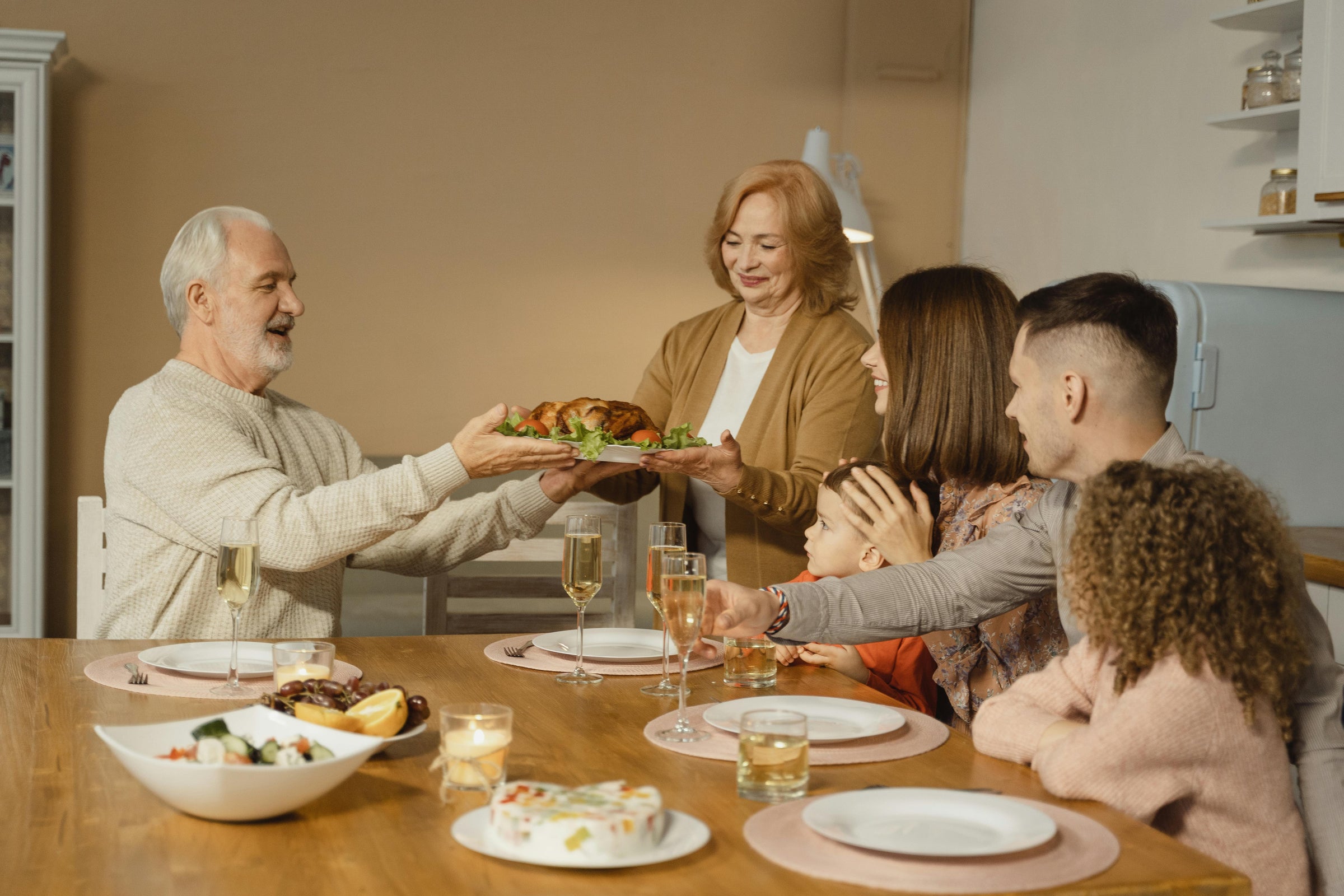 Des Repas en Famille Sereins… Même Avec des Enfants !